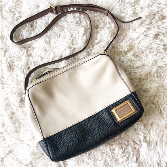 marc jacobs tan crossbody